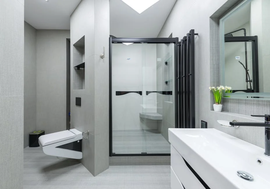 Toilet Riser with Arms Buyer's Guide: Safety & Comfort